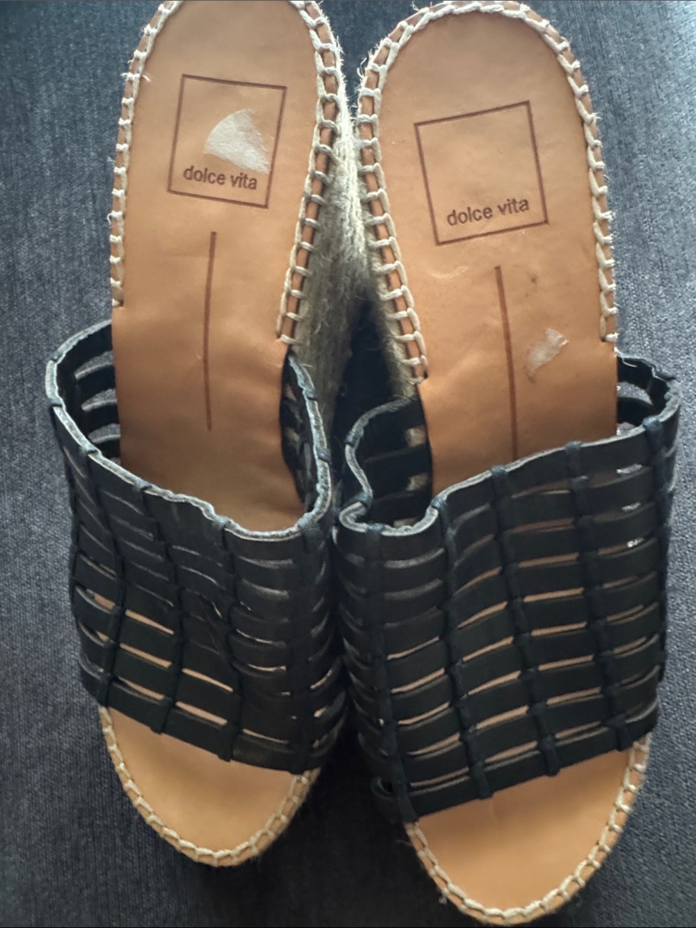 Dolce Vita Black Woven Espadrille Slide Mules in Very Good Condition
